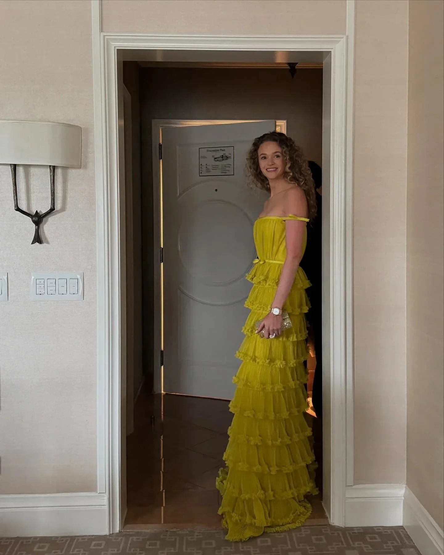 Elegant Ceremony Long Women Dress Off Shoulder Pleated Layered Women Evening Dress Custom Made Y5086 - Image 4