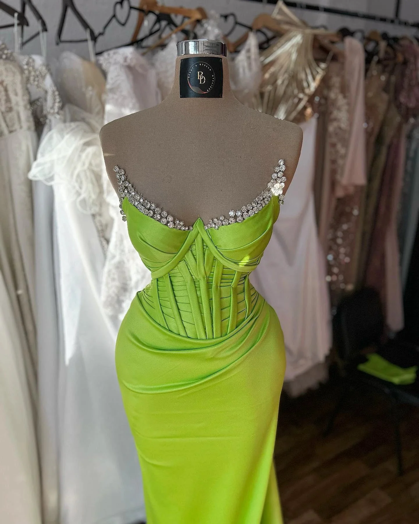 Elegant Column Spaghetti Straps Sleeveless Ruffles Satin Prom Dresses - Image 2