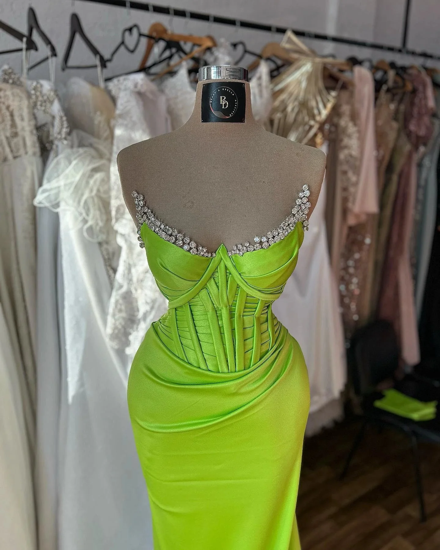 Elegant Column Spaghetti Straps Sleeveless Ruffles Satin Prom Dresses - Image 3