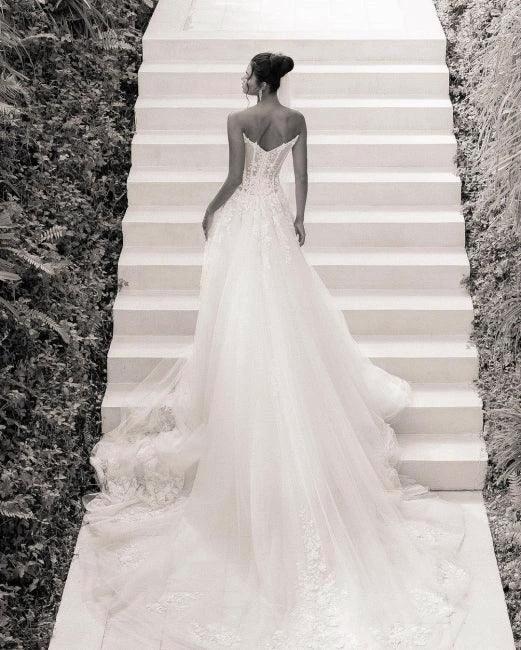 Elegant Designer Appliques A-line Wedding Dresses With Lace - Image 2