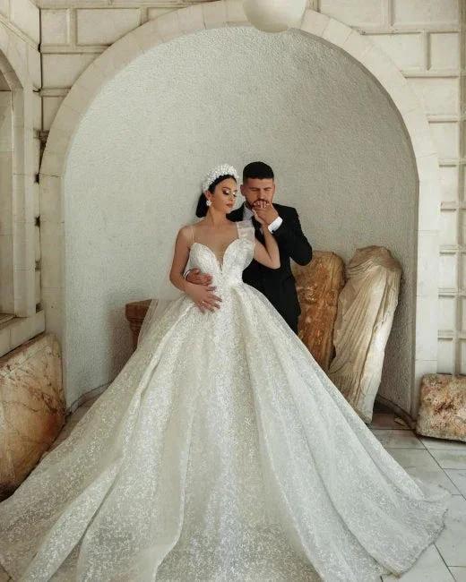Elegant Designer Beautiful Cream Wedding Dresses A-Line with Lace - Image 3