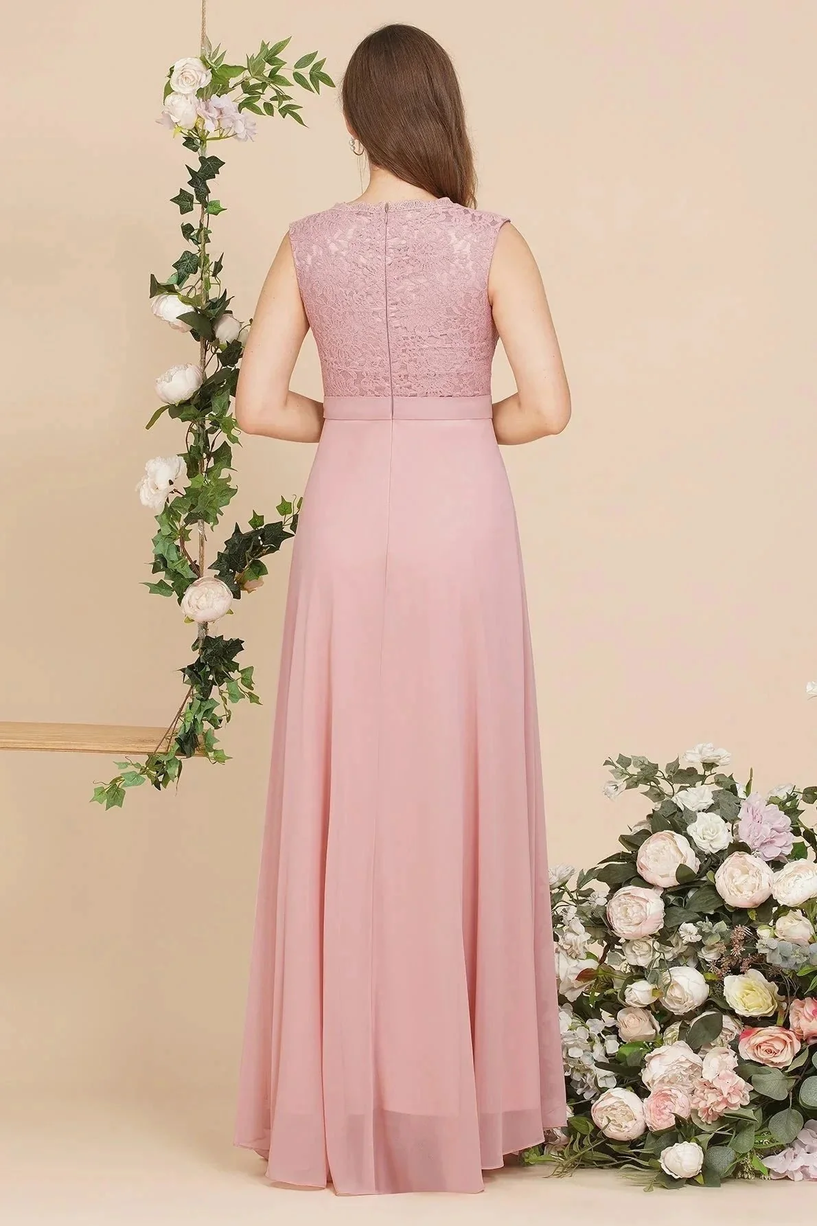 Elegant Floor-length Lace A-line Burgundy Prom Dress - Image 2