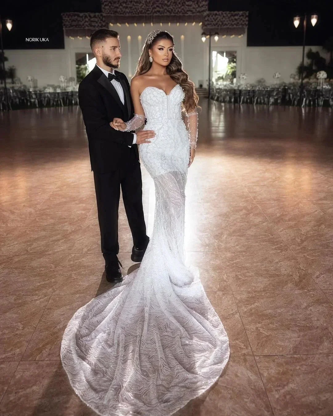 Elegant Floor Length Sweetheart Sleeveless Mermaid Lace Wedding Dress with Beads - Image 7