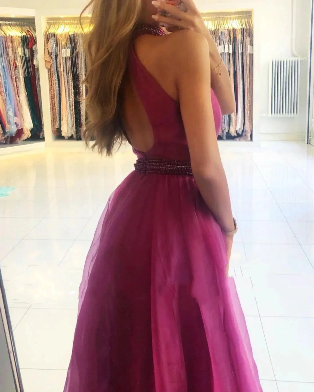 Elegant Long A-Line Halter Tulle Prom Dress With Slit - Image 3