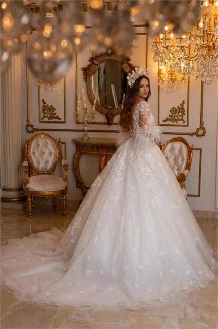 Elegant Long A-line Lace Appliques Tulle Wedding Dresses With Sleeves - Image 3