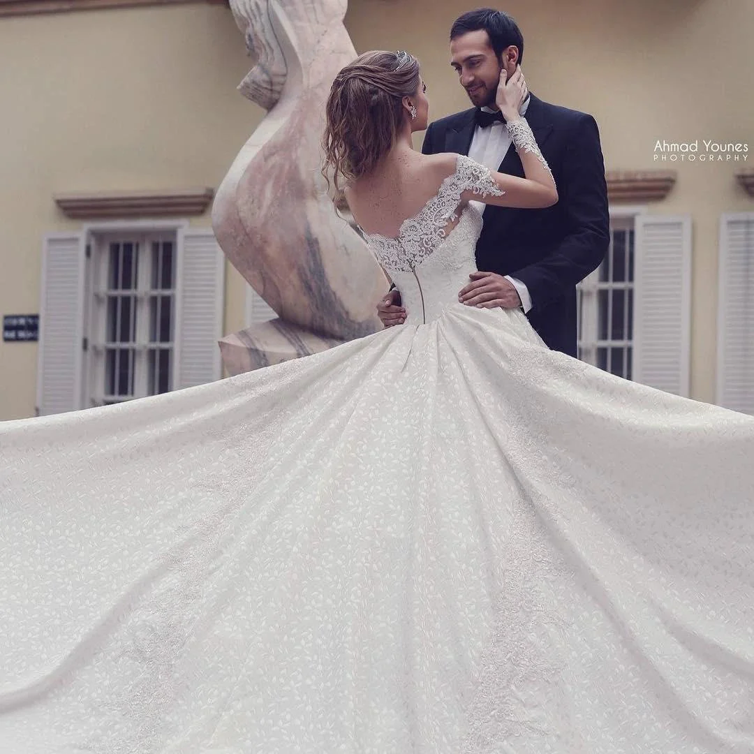 Elegant Long A-Line Off-the-Shoulder Backless Appliques Lace Wedding Dress with Sleeves - Image 3