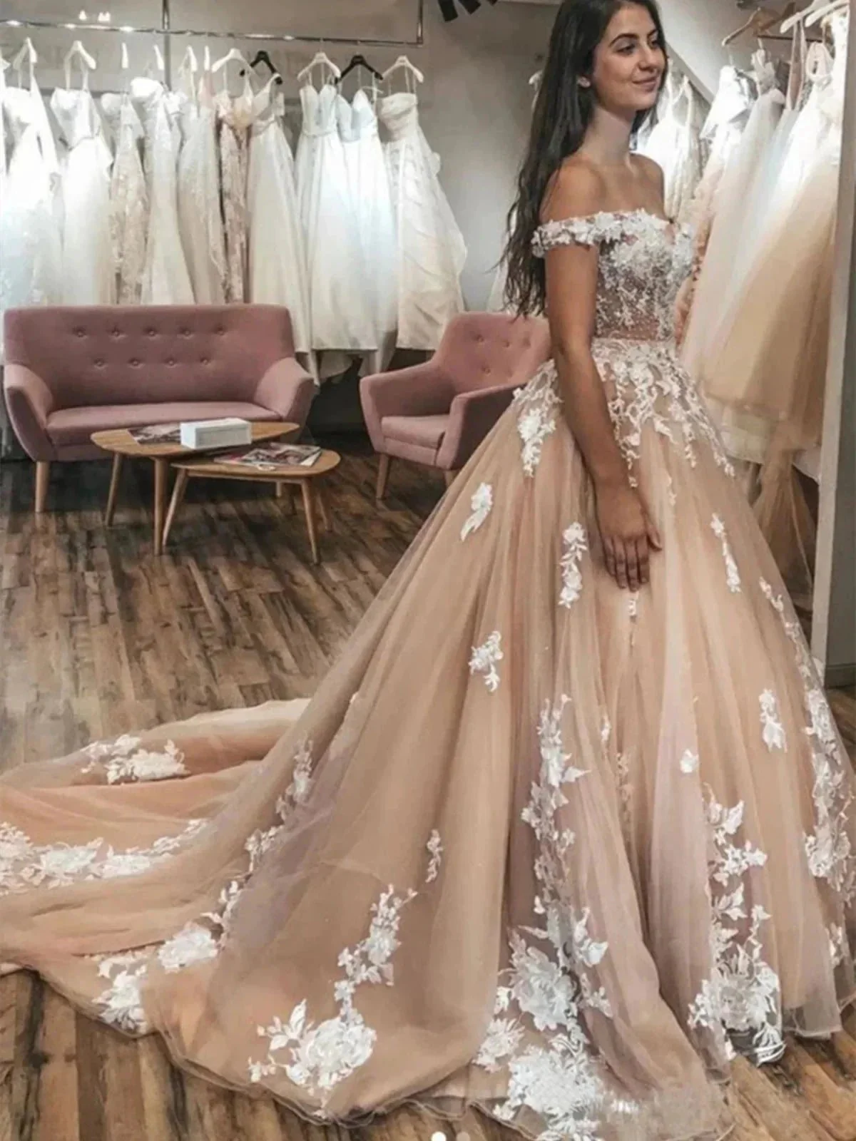 Elegant Long A-line Off the Shoulder Tulle Lace Graduation Prom Dresses - Image 3