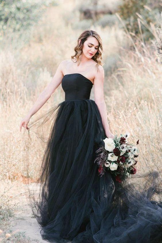 Elegant Long A-line Strapless Tulle Black Wedding Dress - Image 4