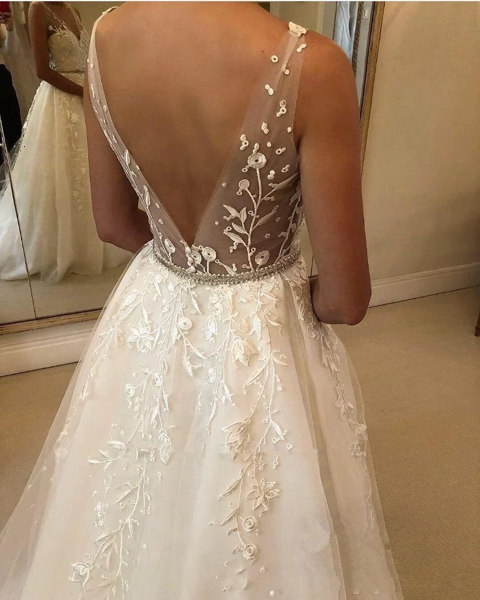 Elegant Long A-line Sweetheart Tulle Open Back Wedding Dress - Image 4