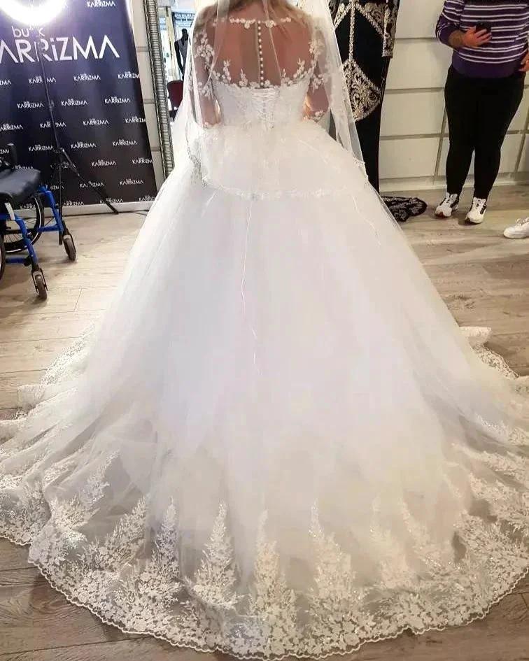 Elegant Long A-line Sweetheart Tulle Wedding Dress - Image 2