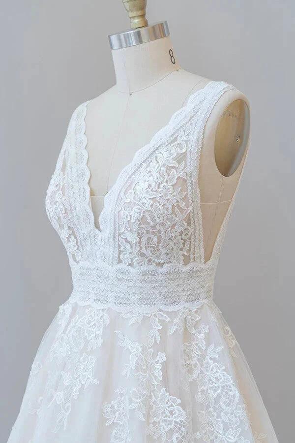 Elegant Long A-line V-neck Appliques Lace Tulle Backless Wedding Dress - Image 5