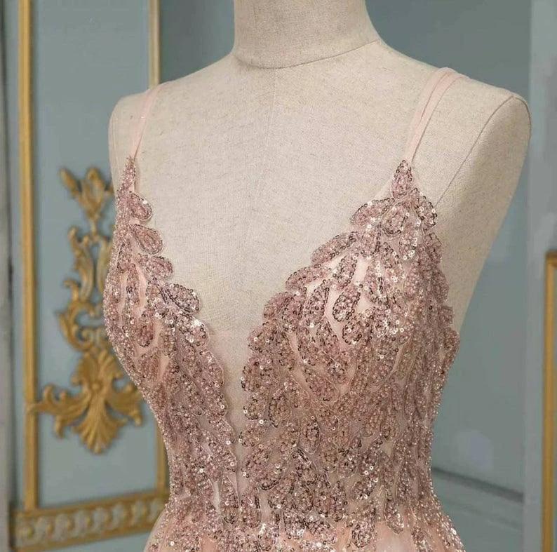 Elegant Long A-line V-neck Sequins Tulle Backless Prom Dress - Image 4