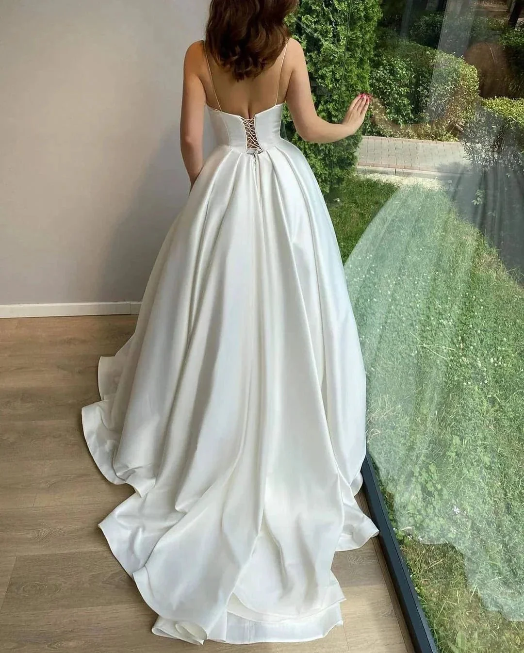 Elegant Long Ball Gowns Sweetheart Spaghetti Straps Satin Wedding Dress - Image 2