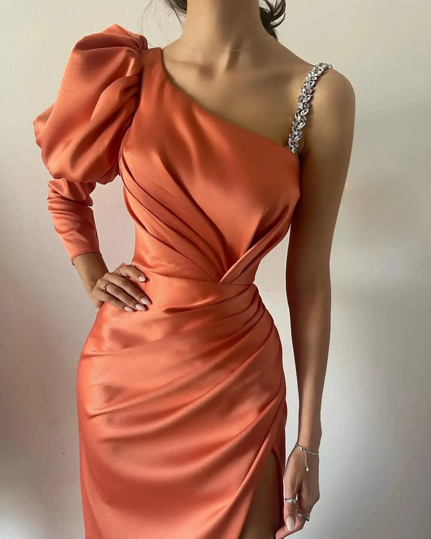 Elegant Long Column Split Front Prom Dresses With Long Sleeve - Image 2