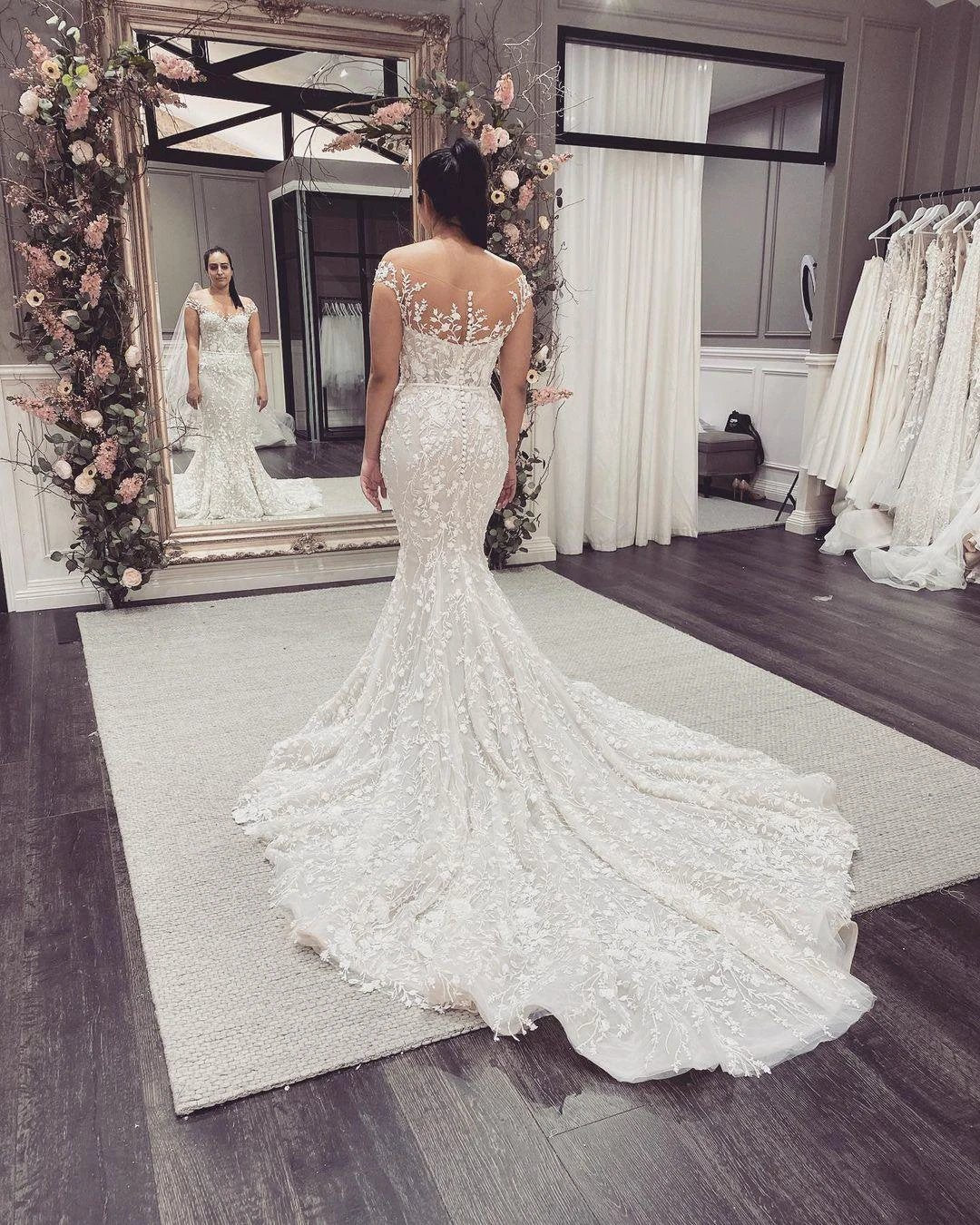Elegant Long Mermaid Off-the-Shoulder Appliques Lace Backless Wedding Dress - Image 5