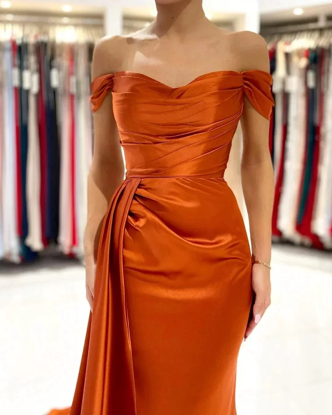 Elegant Long Mermaid Off-the-shoulder Stretch Satin Prom Dress with Slit - Image 6