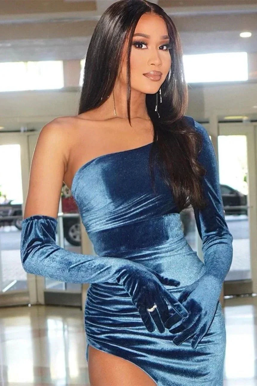 Elegant Long Mermaid One Shoulder Long Sleeve Prom Dress With Slit - Image 3
