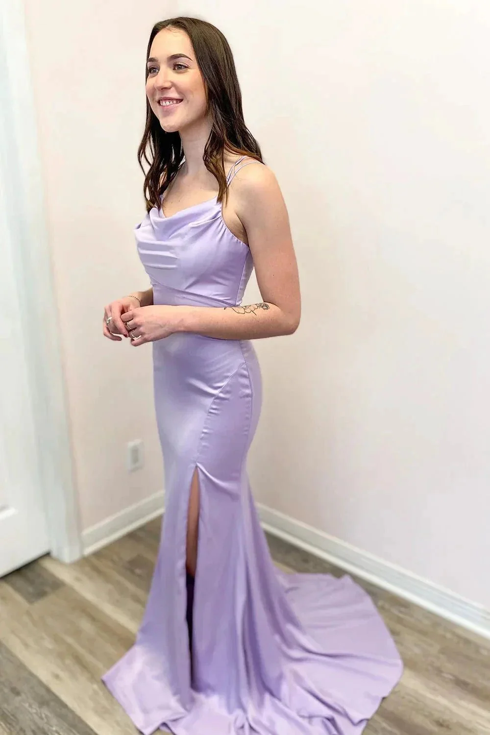 Elegant Long Mermaid Spaghetti Straps Backless Prom Dress With Slit - Image 2