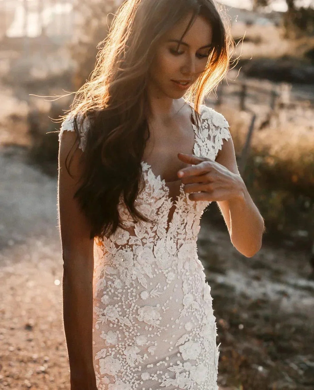 Elegant Long Mermaid Sweetheart Tulle Lace Backless Wedding Dress - Image 3