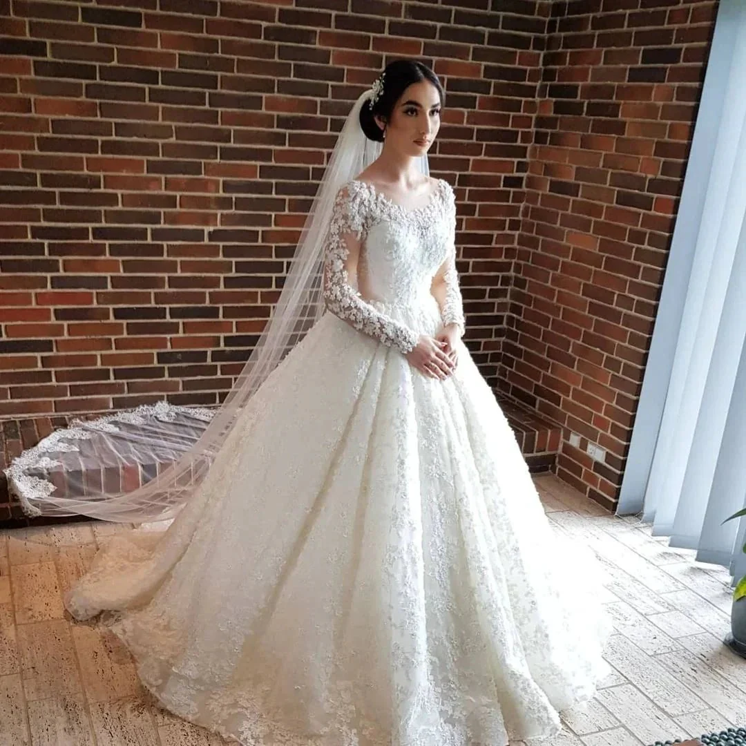 Elegant Long Princess Tulle Lace Wedding Dresses with Sleeves - Image 2