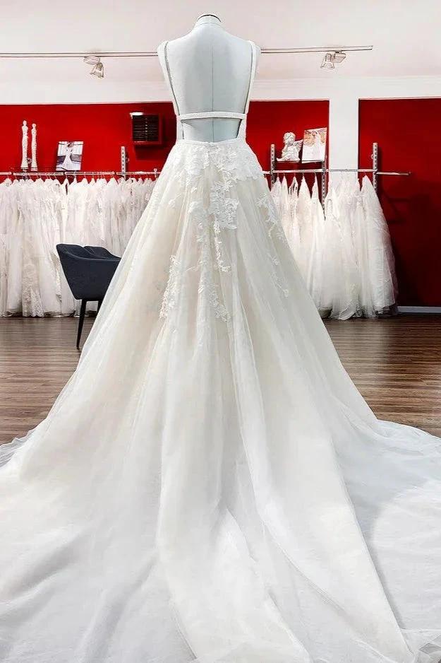 Elegant Long Princess V-neck Tulle Backless Wedding Dress with Lace - Image 2