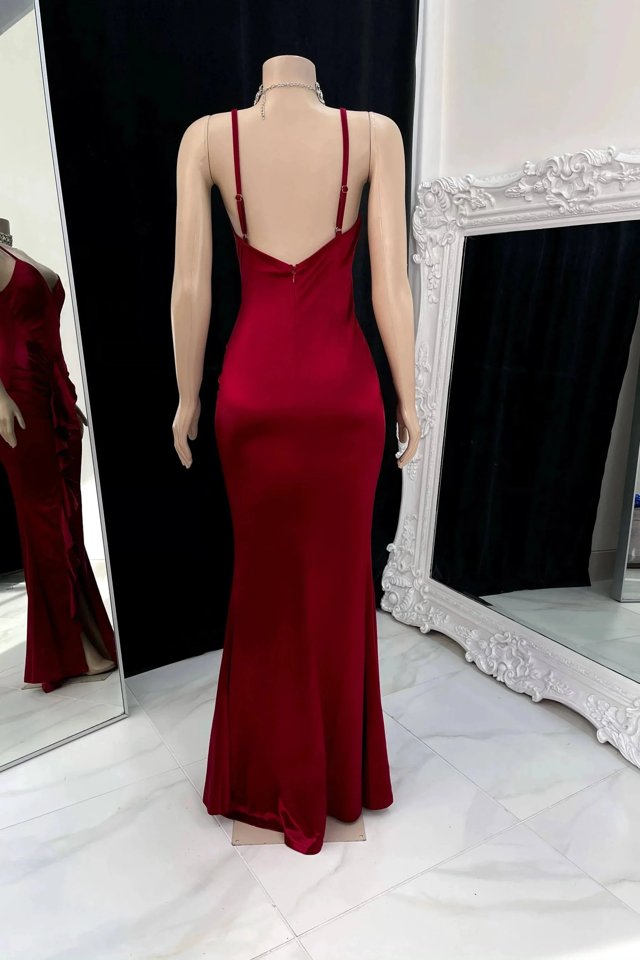 Elegant Long Spaghetti Strap V-neck Backless Mermaid Prom Dress - Image 2