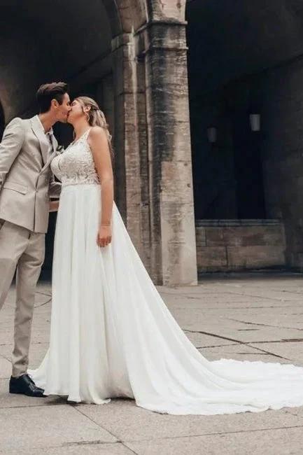 Elegant Long White A-line Lace Chiffon Sleeveless Backless Wedding Dress - Image 2