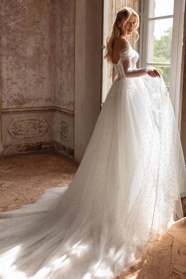 Elegant Long White A Line Off-The-Shoulder Tulle Wedding Dress - Image 2