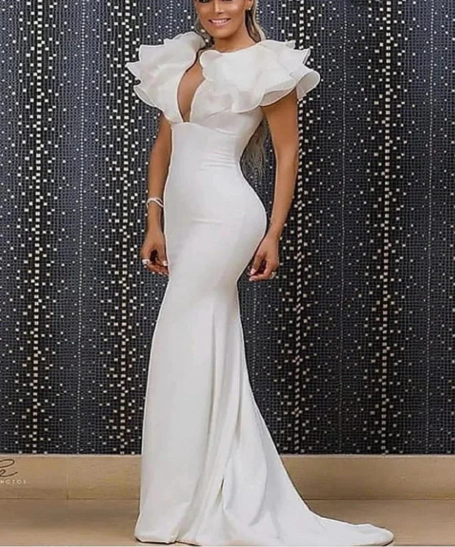 Elegant Long White Mermaid V-neck Sleeveless Prom Dress With Ruffles - Image 2