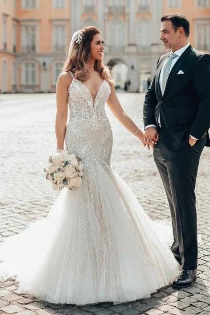 Elegant Mermaid Spaghetti Straps Backless Wedding Dresses With Lace - Image 4