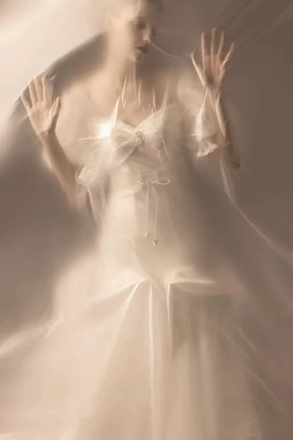 Elegant Mermaid Square Neck Organza Puff Sleeve Satin Wedding Dress with Crystal Trim & Lace-Up Back Q6019 - Image 3