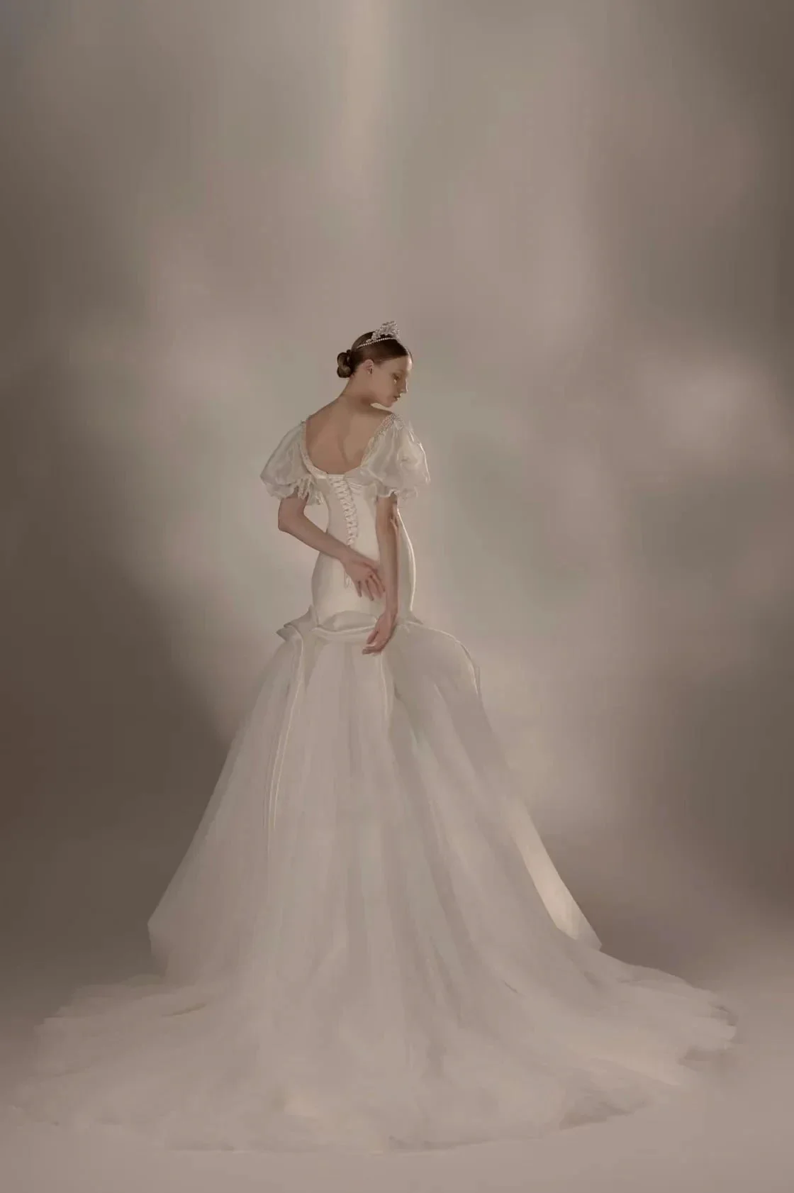 Elegant Mermaid Square Neck Organza Puff Sleeve Satin Wedding Dress with Crystal Trim & Lace-Up Back Q6019 - Image 5