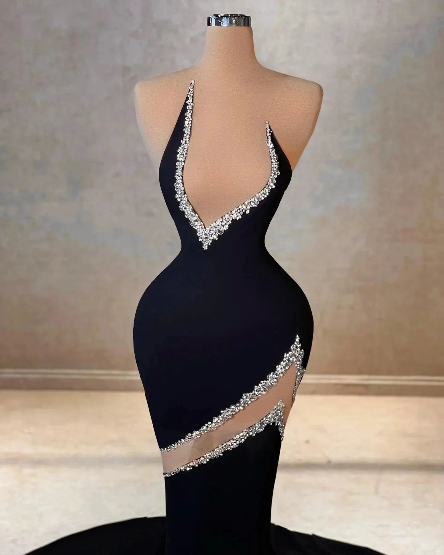 Elegant Mermaid V-neck Sleeveless Rhinestone Satin Tulle Prom Dresses - Image 2
