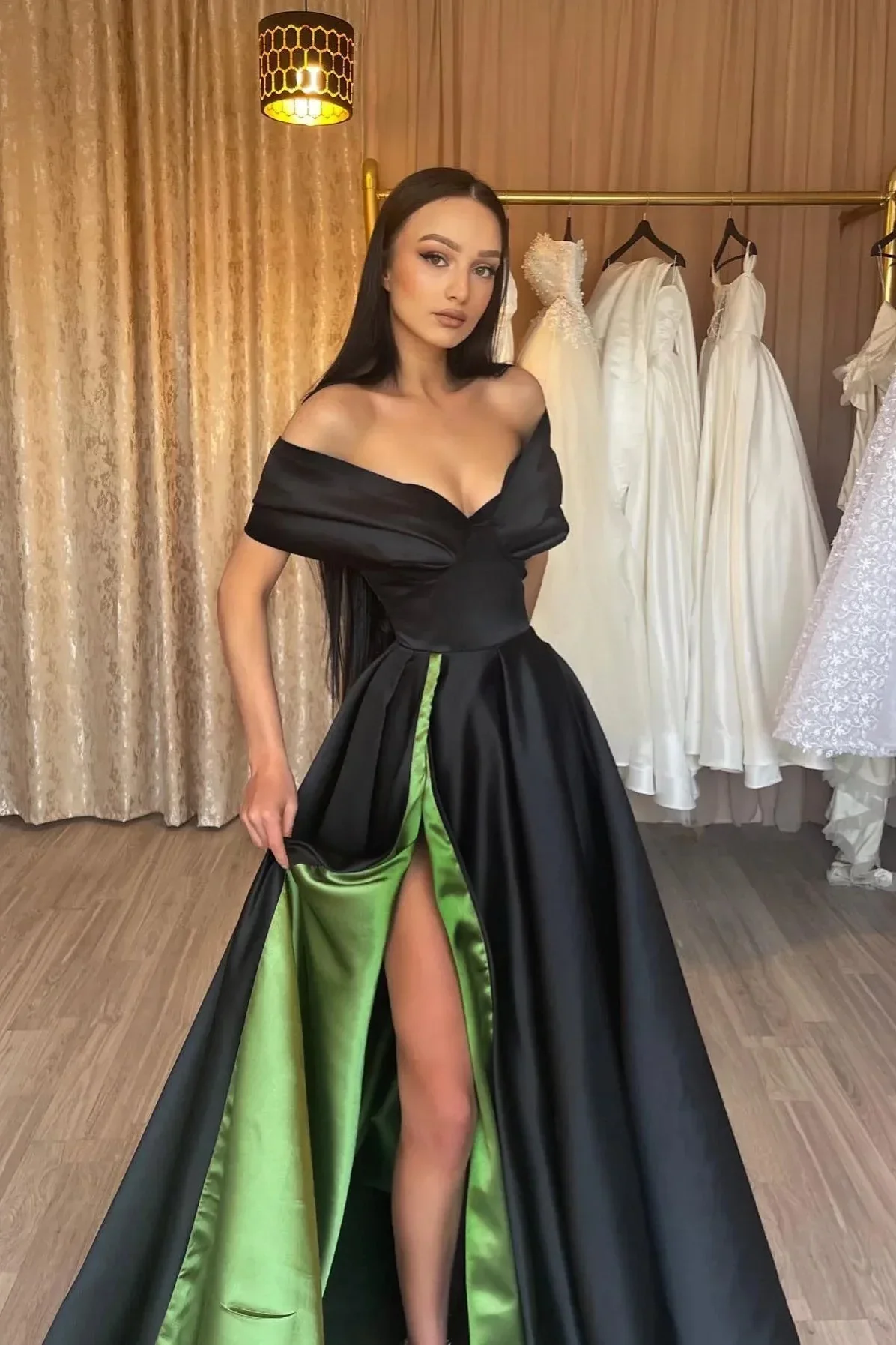 Elegant Off-the-shoulder V-neck Sleeveless A-line Prom Dress With Slit - Image 2