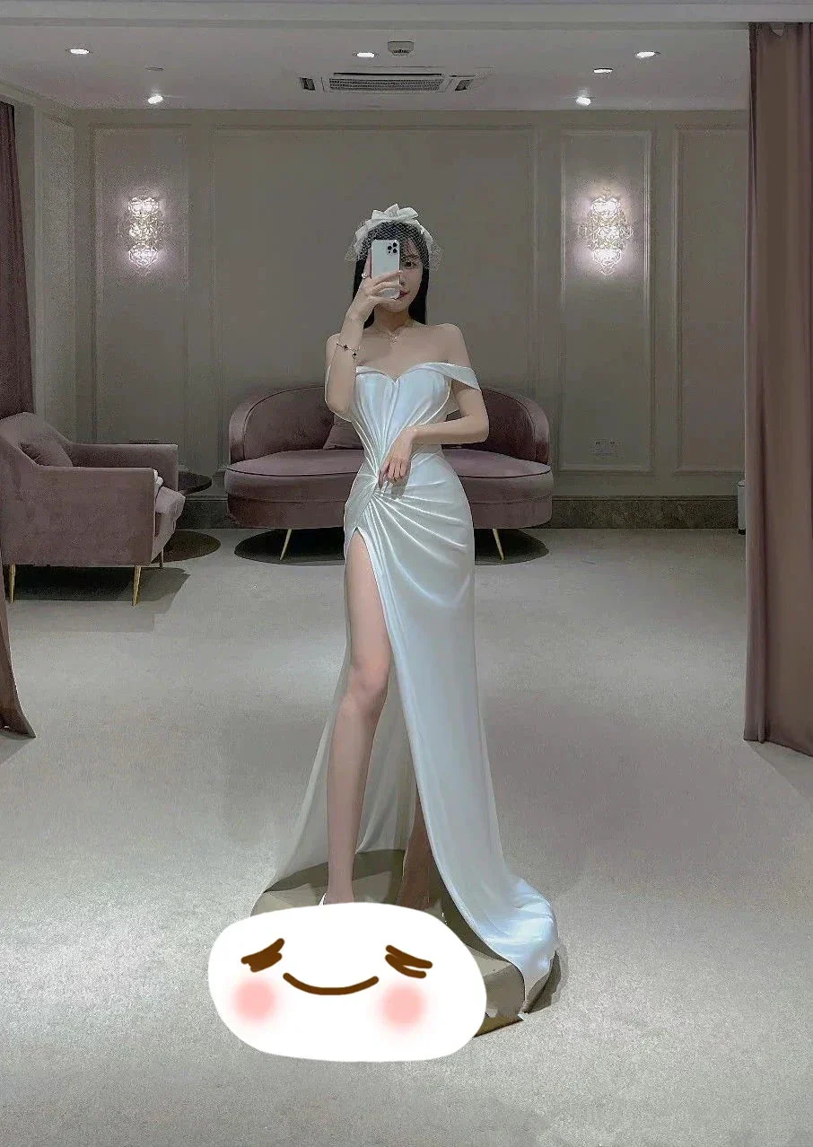 Elegant Off The Shoulder White Wedding Dress with High Split Y4461 - Image 2