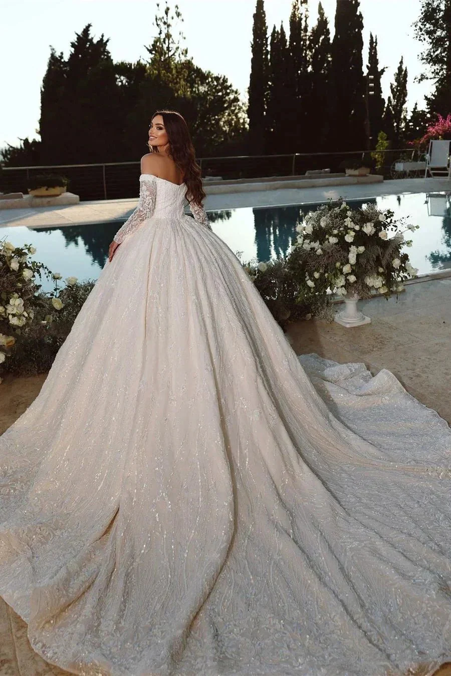 Elegant Princess Off-the-shoulder A-line Ball Gown Wedding Dress With Long Sleeves - Image 2