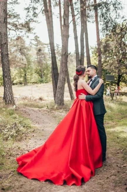 Elegant Red A-Line One Shoulder Satin Sleeveless Wedding Dresses - Image 2