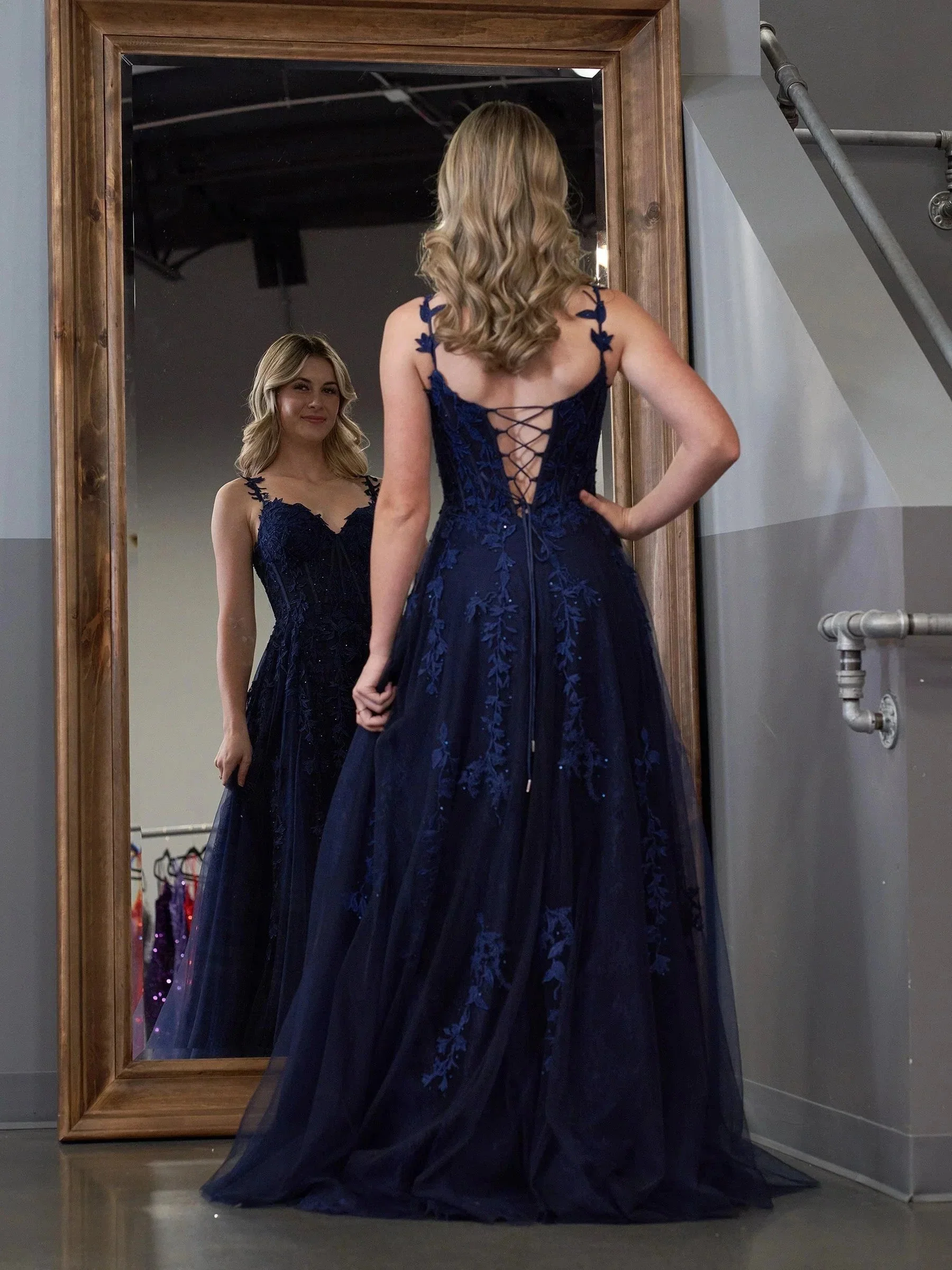 Mariana |A-line Sweetheart Lace Tulle Prom Dress with Slit - Image 2