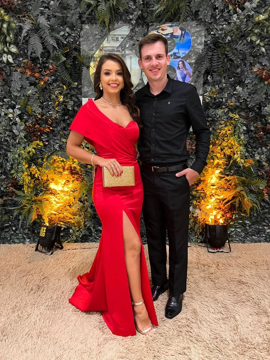 Elegant Red Mermaid Evening Dress With Side Split Y5710 - Image 2