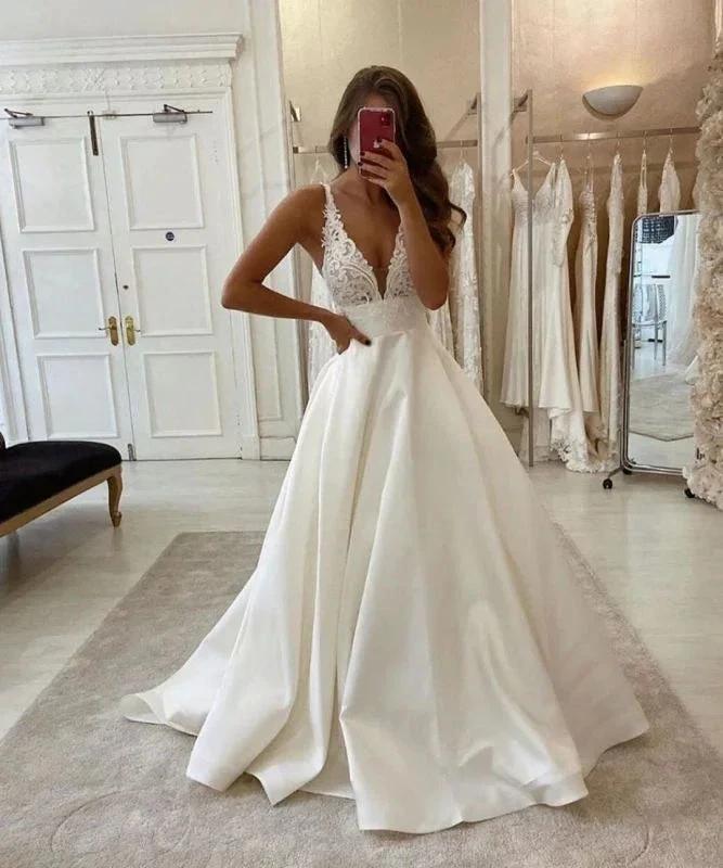 Elegant Sleeveless Tulle Backless A-Line Wedding Dresses With Lace - Image 3