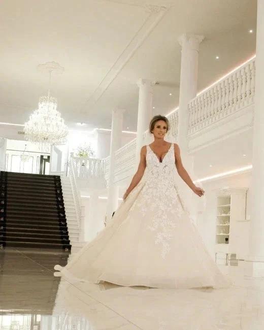 Elegant V-Neck A-line Wedding Dresses with Lace - Image 4