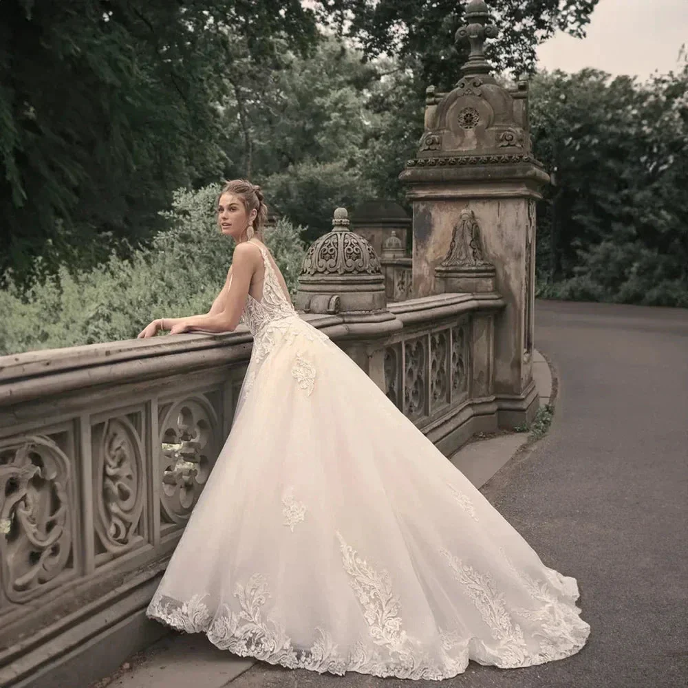 Elegant Wedding Dresses For Woman Popular Summer A-line V-Neck Sleeveless Appliques Open Back Vestidos De Novia - Image 4