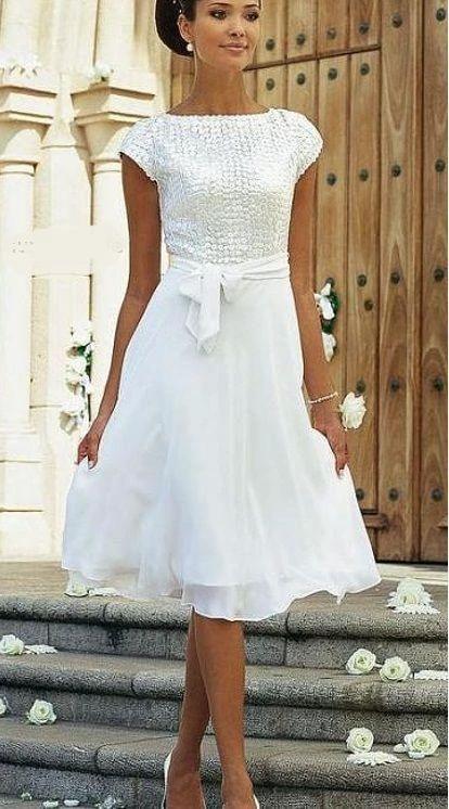 Elegant White A-line Chiffon Wedding Dress With Short Sleeve - Image 2