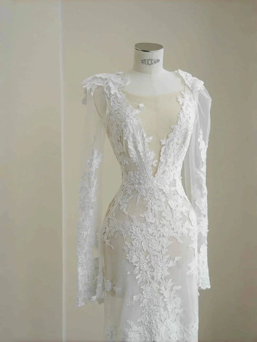 Elegant White Lace Appliques Mermaid Evening Dress,Backless Prom Dress Wedding Dress Y8677 - Image 2