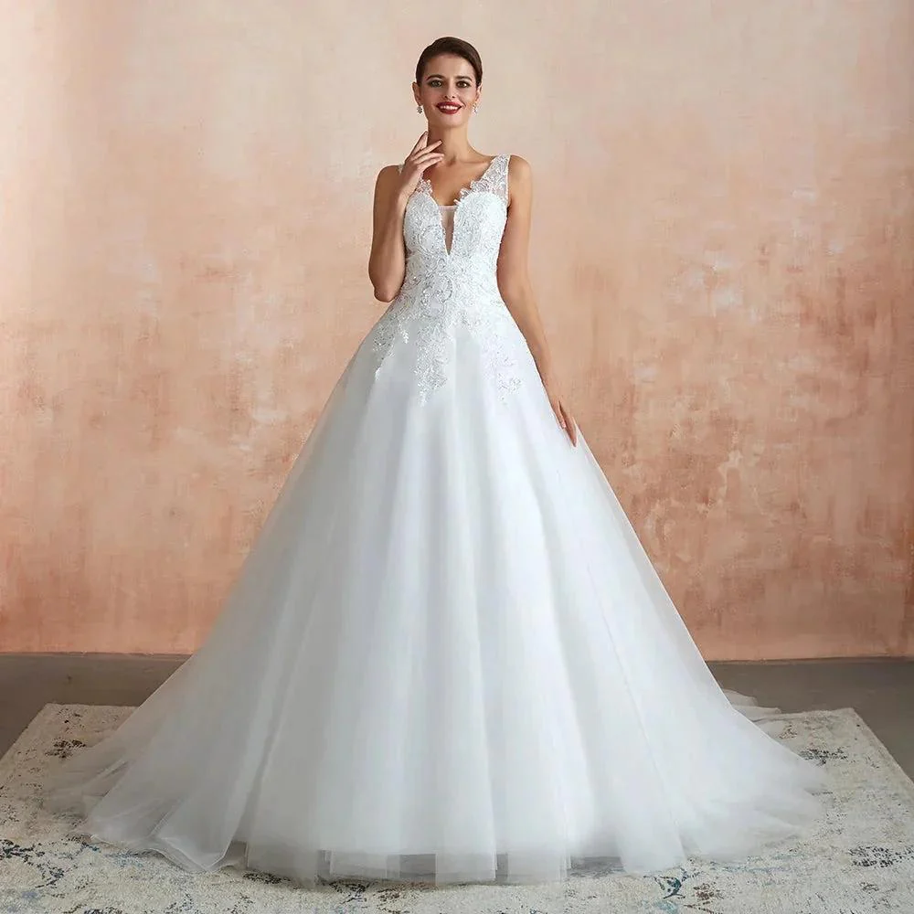 Exquisite Long A-line Appliques Lace Tulle Wedding Dress - Image 5