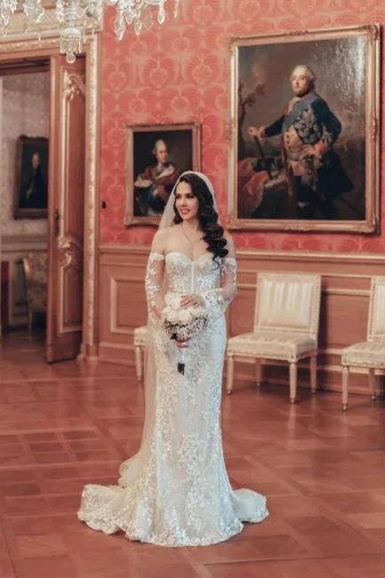Exquisite Long Mermaid Off-the-shoulder Lace Wedding Dress with Long Sleeves - Image 3