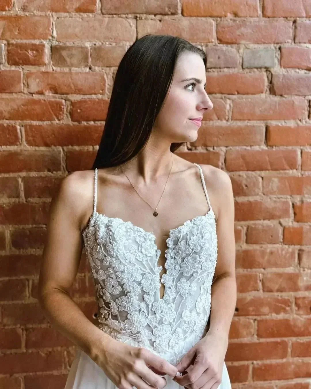 Fabulous A-Line Lace Spaghetti Straps Sleeveless White Wedding Dresses With Split Train - Image 5