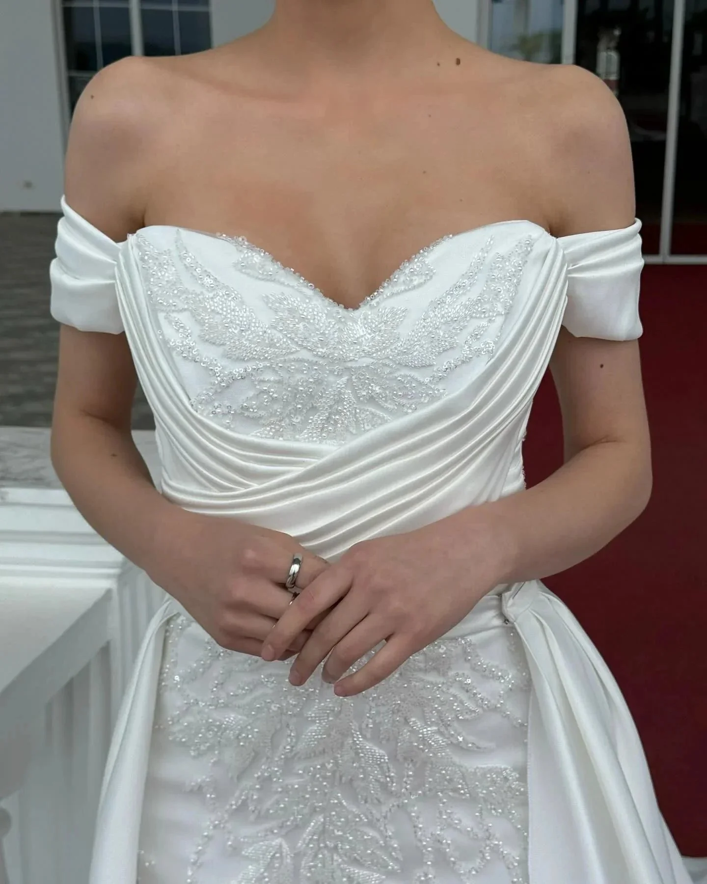 Fabulous A-Line Off-The-Shoulder Sleeveless Appliques Lace White Wedding Dresses - Image 4