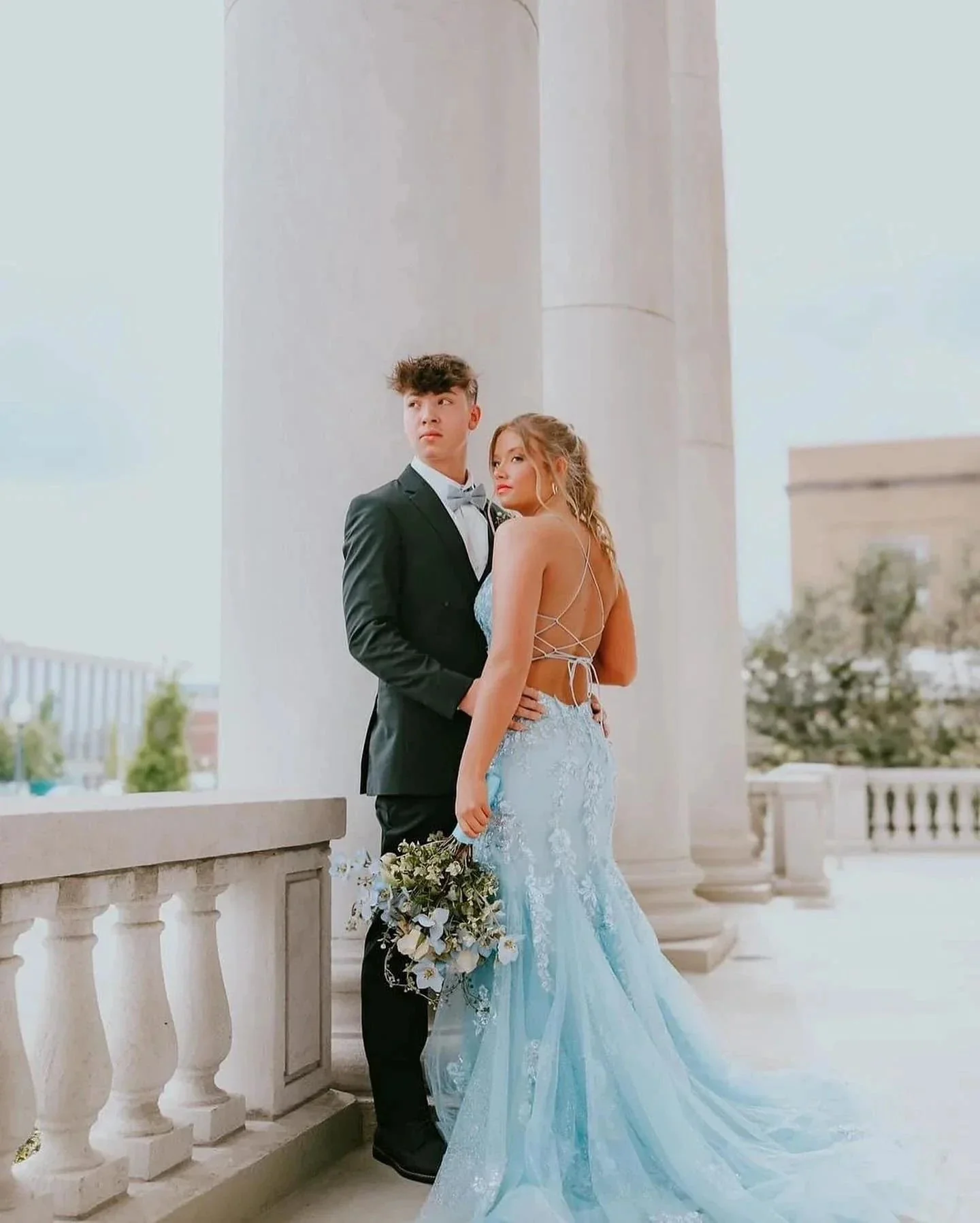 Fabulous Column Tulle Spaghetti Straps Sleeveless Long Prom Dress With Appliques - Image 2