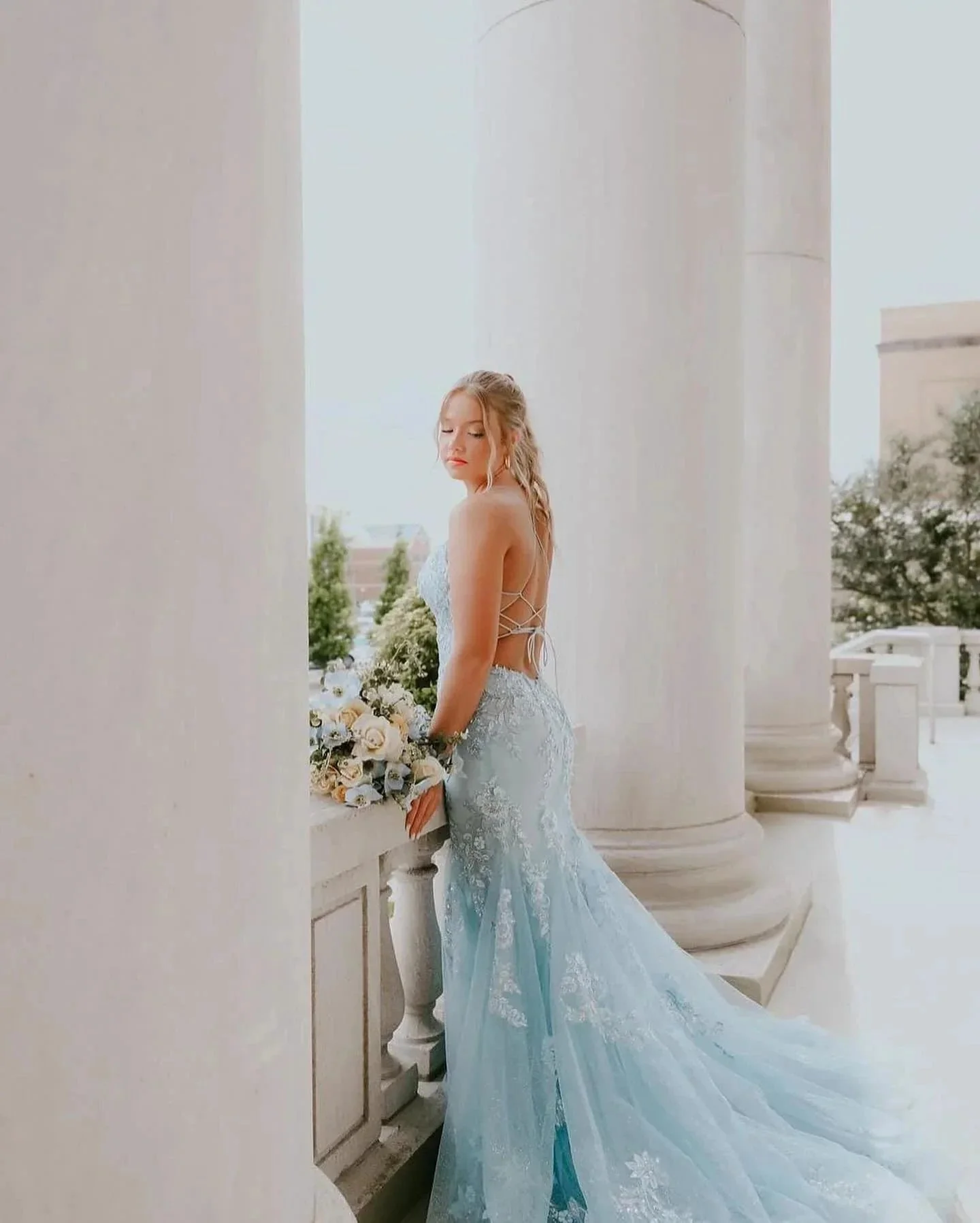 Fabulous Column Tulle Spaghetti Straps Sleeveless Long Prom Dress With Appliques - Image 4